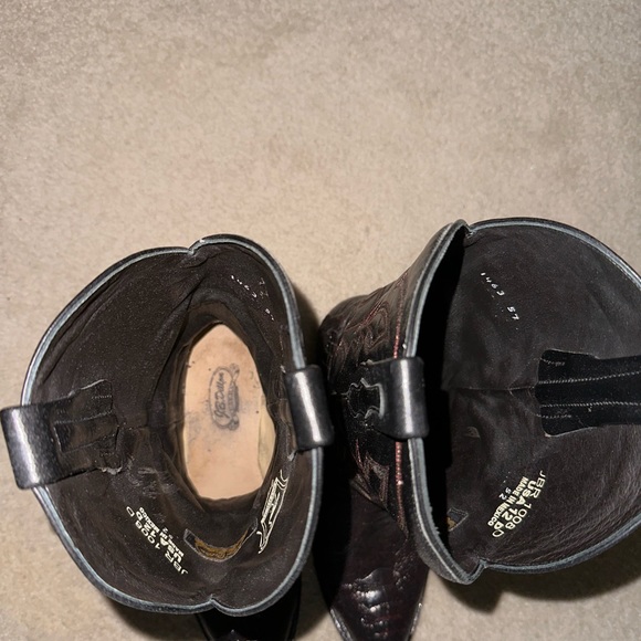 JB Dillon Reserve Cherry Smooth Ostrich boots. - Picture 2 of 4